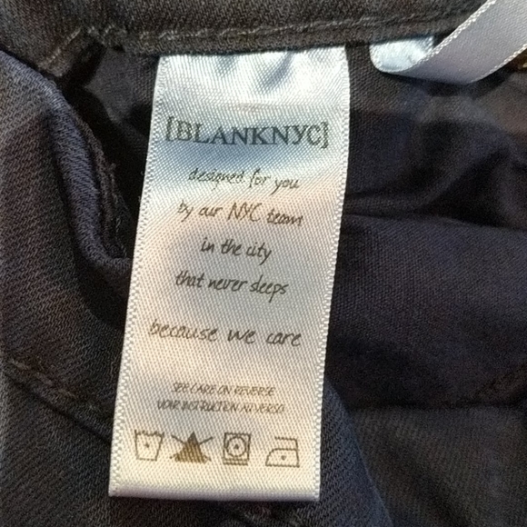 Blank NYC Jean skirt - Navy - size 29 (8) - Picture 7 of 7